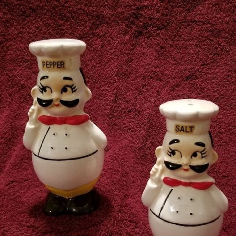 Vintage Chef Salt & Pepper Shakers
